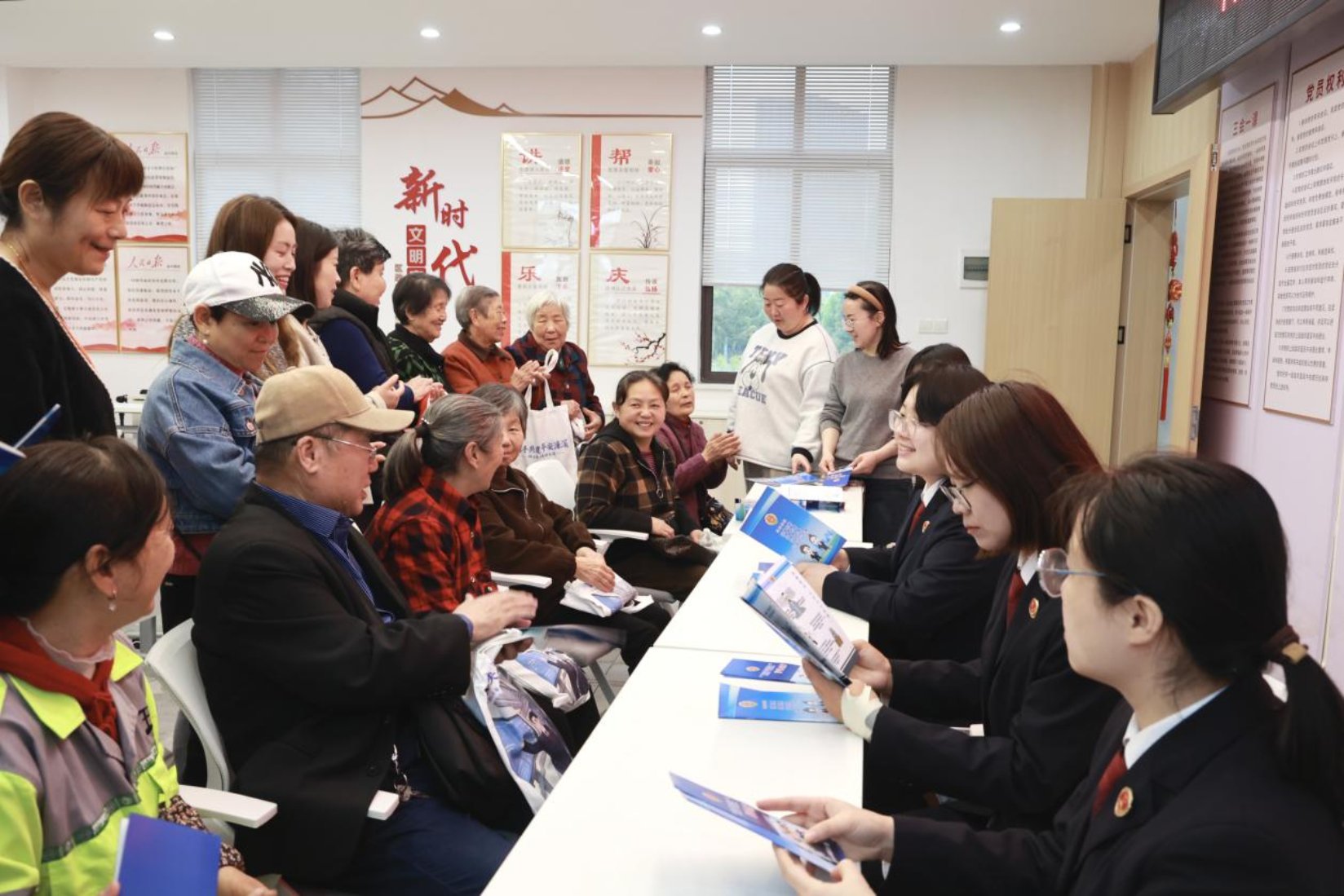 �Ϫ��������Ժ����������Ժ������չƽ���������������